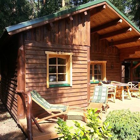 Holzhaus Waldwichtel Am Wald Und See Neuruppin Exterior foto
